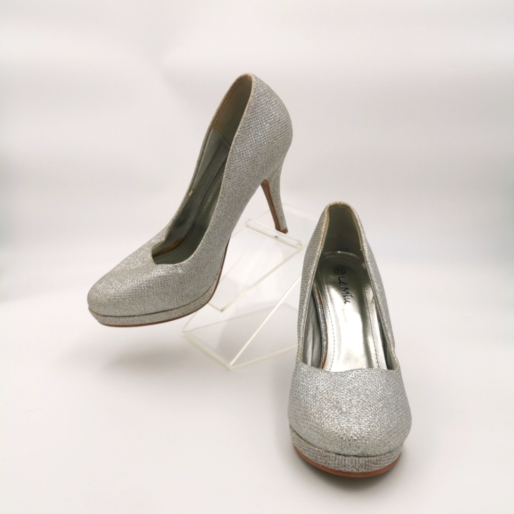 Le Miu Sparkly Silver Glitter Pumps
